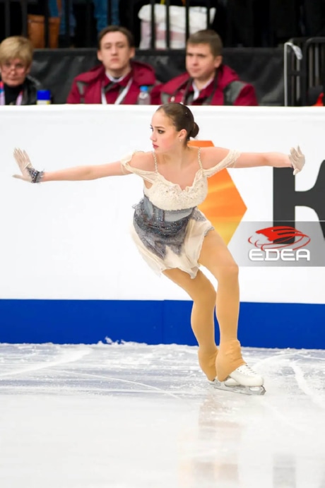 Ice Gallery Skates U.S.